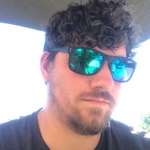 Meet your Posher, Jonathan